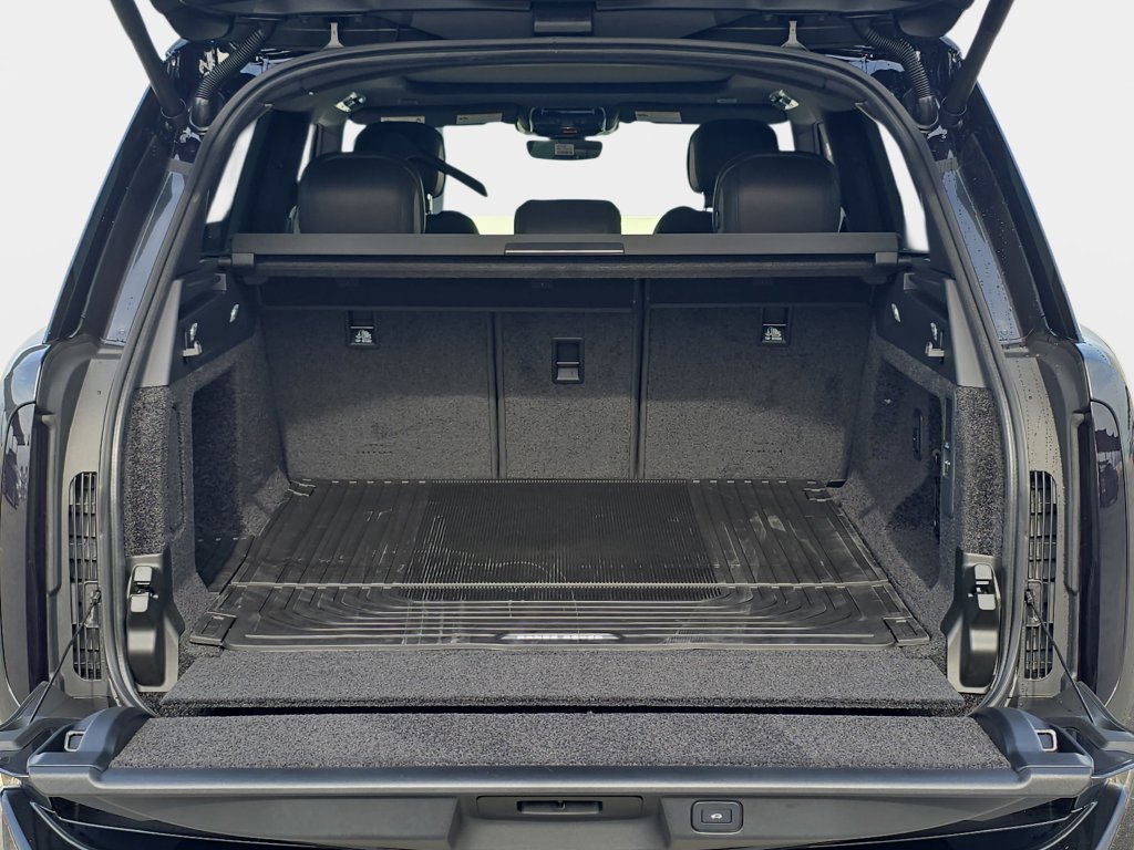 New 2026 Land Rover Range Rover SE AWD/4WD image 12