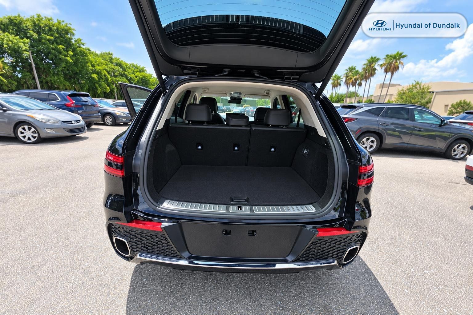 Used 2024 Genesis GV70 2.5T AWD/4WD image 11