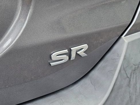 Used 2019 Nissan Kicks SR w/ SR Premium Package FWD image 17