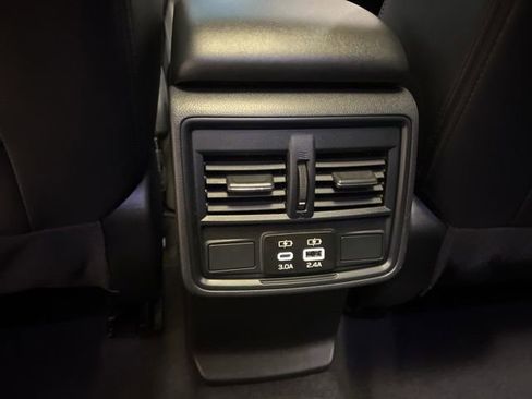 Used 2025 Subaru Forester Premium AWD/4WD image 51