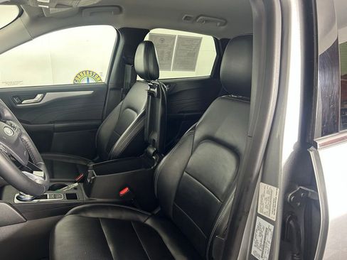 Used 2024 Ford Escape Platinum image 11