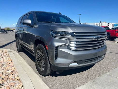 Used 2021 Chevrolet Tahoe High Country w/ Premium Package AWD/4WD image 3