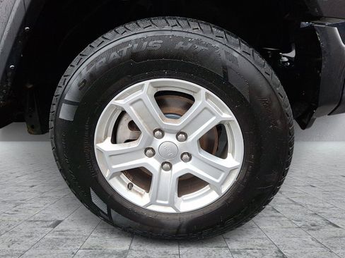 Used 2022 Jeep Wrangler Unlimited Sport image 8