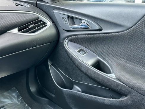 Used 2024 Chevrolet Malibu LT image 24