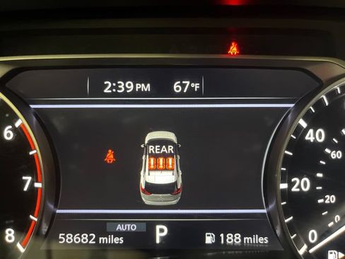Used 2024 Nissan Rogue SV AWD/4WD image 11