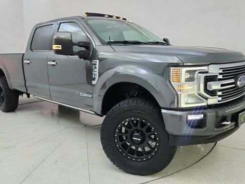 Used 2020 Ford F350 Limited w/ FX4 Off-Road Package image 90