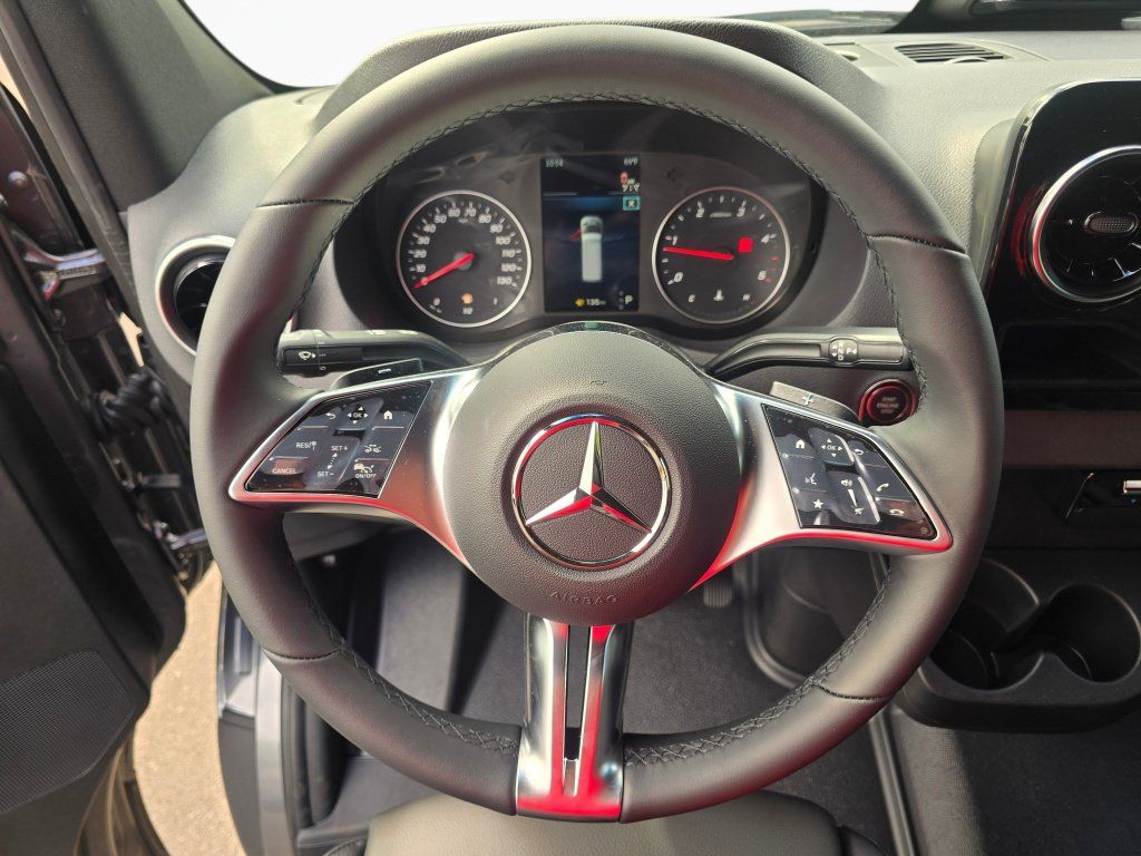 New 2026 Mercedes-Benz Sprinter 2500 image 33