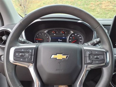 Used 2023 Chevrolet Blazer LT w/ Convenience Package image 17