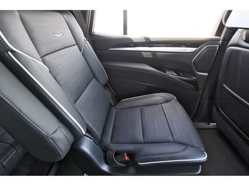 New 2026 Cadillac Escalade Sport w/ Touring Package AWD/4WD image 11
