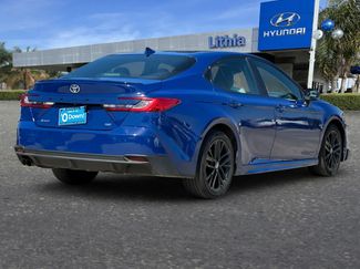 Used 2025 Toyota Camry SE FWD video 3