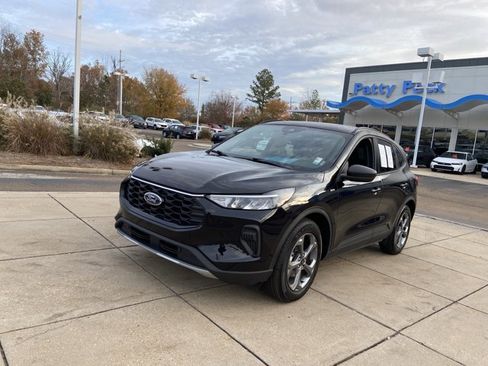 Used 2025 Ford Escape ST-Line image 4