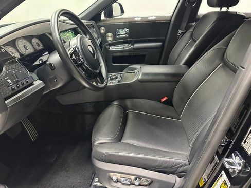 Used 2018 Rolls-Royce Ghost RWD image 22