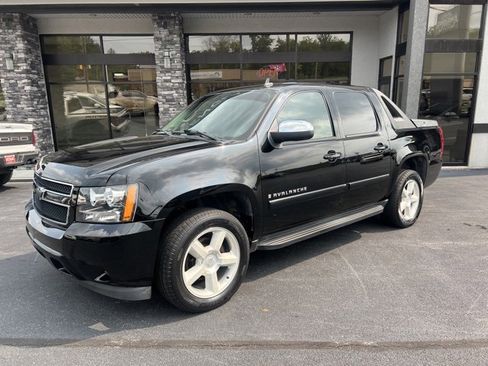 Used 2008 Chevrolet Avalanche LT w/ LT Preferred Equipment Group image 22