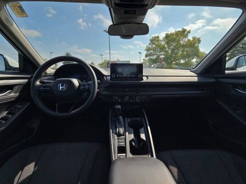 Used 2023 Honda Accord LX image 18