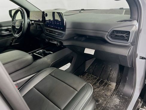 New 2026 Chevrolet Silverado EV LT image 31