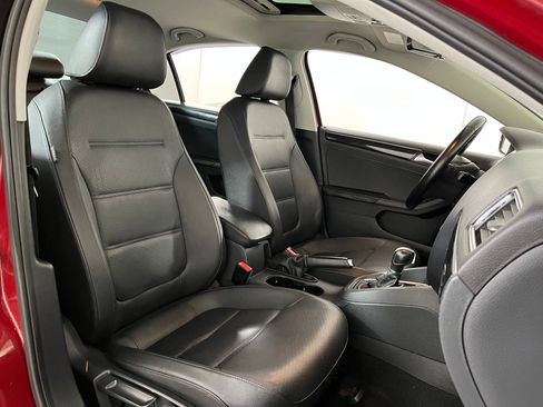 Used 2017 Volkswagen Jetta SEL image 26