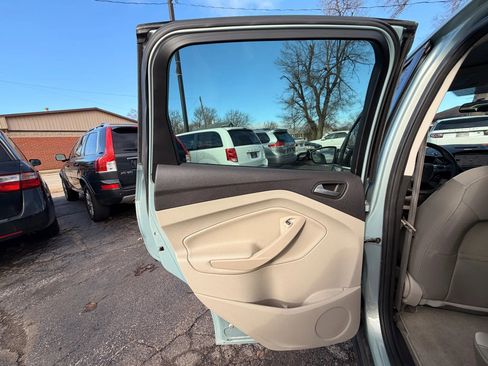 Used 2013 Ford C-MAX SE image 14