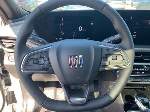 New 2026 Buick Envista Avenir image 15