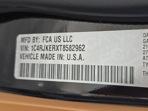 New 2026 Jeep Grand Cherokee L Summit AWD/4WD image 34