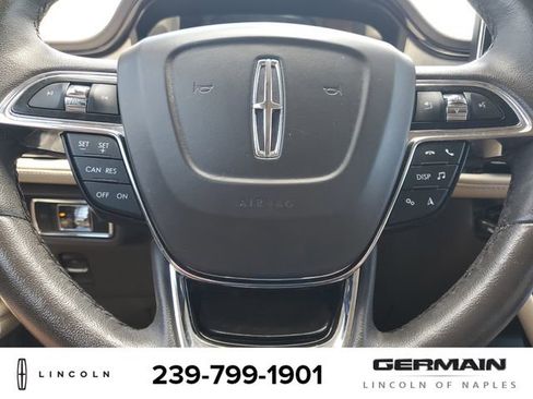 Certified 2023 Lincoln Nautilus AWD w/ Premium Package image 23