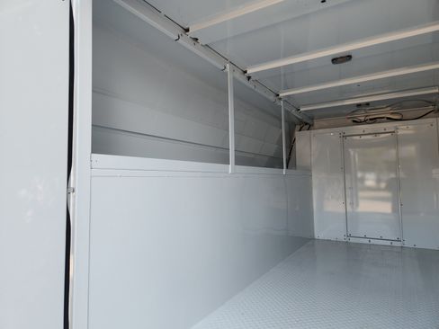 New 2025 Chevrolet Express 3500 w/ Power Convenience Package image 34