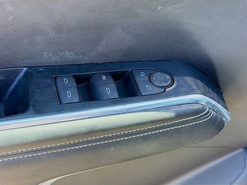 Used 2024 GMC Acadia Elevation FWD image 24
