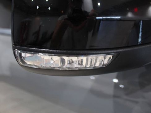 Used 2022 Dodge Durango R/T w/ Blacktop Package AWD/4WD image 16