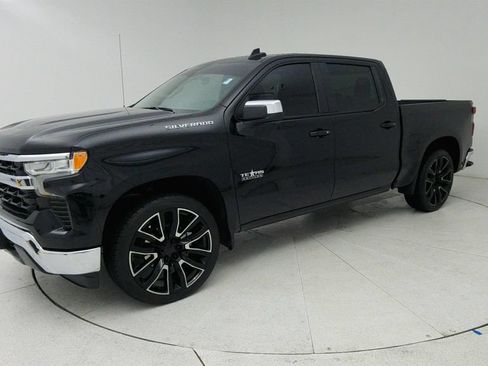 Certified 2026 Chevrolet Silverado 1500 LT RWD image 3