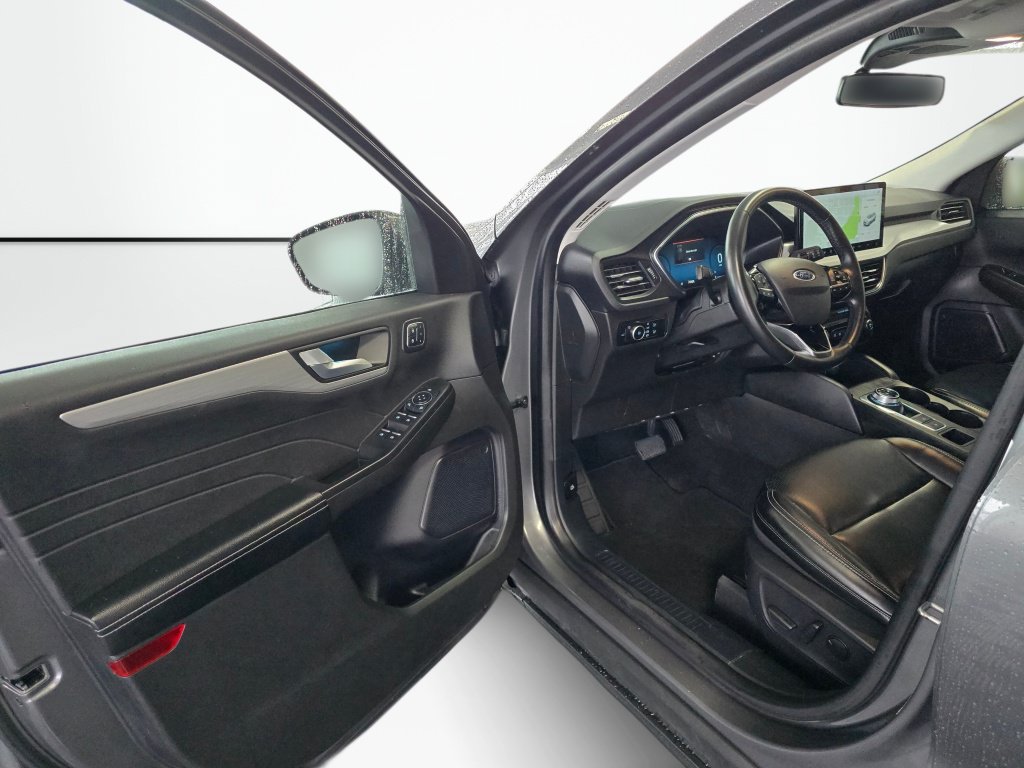 Used 2024 Ford Escape Platinum AWD/4WD image 32