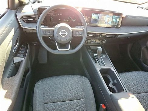 New 2026 Nissan Kicks SV w/ SV Premium Package AWD/4WD image 23