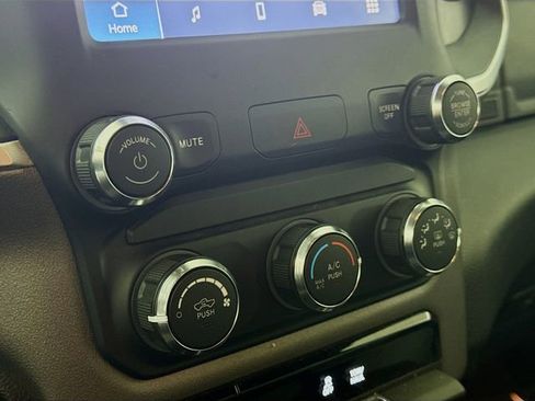 Used 2024 RAM 2500 Big Horn w/ Bed Utility Group image 15