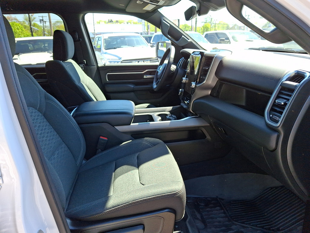 Used 2025 RAM 1500 Big Horn AWD/4WD image 11