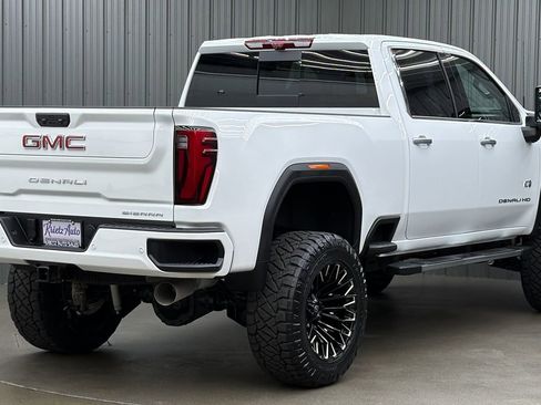 Used 2025 GMC Sierra 3500 Denali w/ Denali Reserve Package AWD/4WD image 5