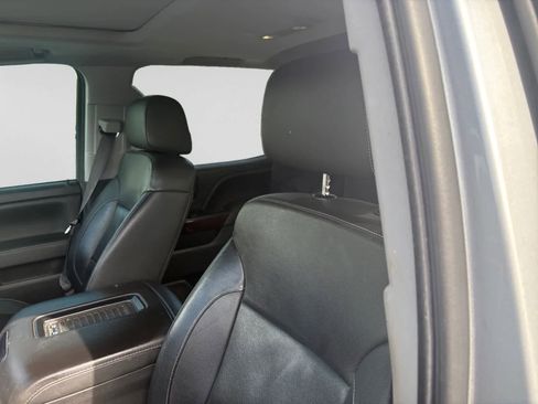 Used 2017 GMC Sierra 1500 SLT AWD/4WD image 9