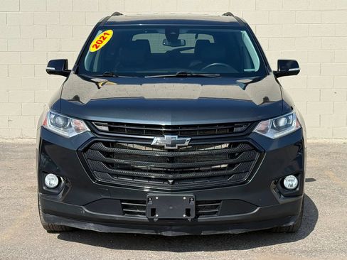 Used 2021 Chevrolet Traverse LT w/ LT Premium Package AWD/4WD image 17