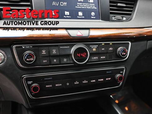 Used 2019 Kia Cadenza Premium FWD image 20