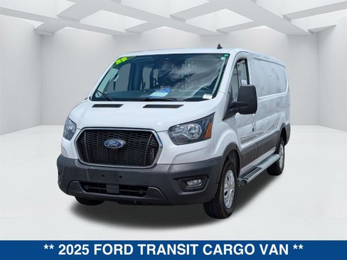 Used 2025 Ford Transit 250 Low Roof w/ Exterior Upgrade Package RWD image 8