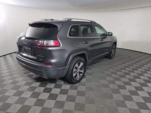 Used 2019 Jeep Cherokee Limited AWD/4WD image 5