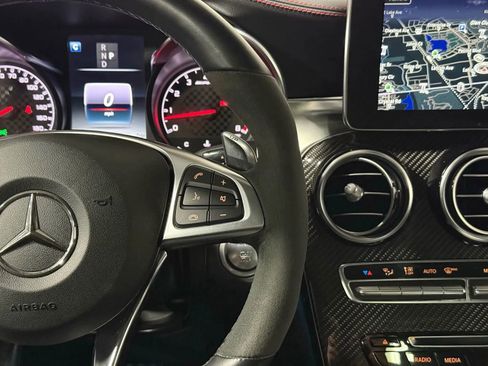 Used 2019 Mercedes-Benz GLC 43 AMG 4MATIC image 31