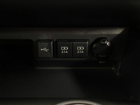 Used 2021 Toyota Highlander XSE image 27