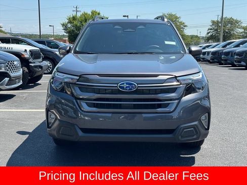 Used 2025 Subaru Forester Premium w/ Convenience Package #1 AWD/4WD image 8