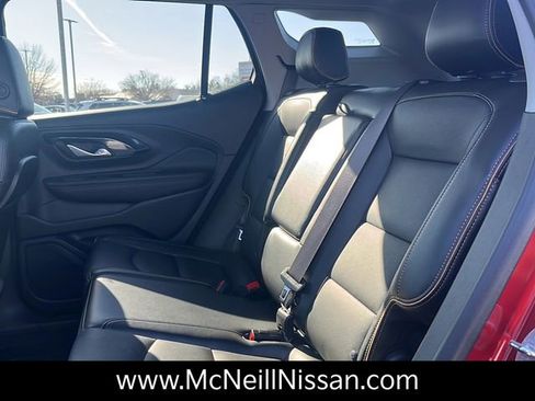 Used 2022 GMC Terrain AT4 w/ Infotainment Package II image 14