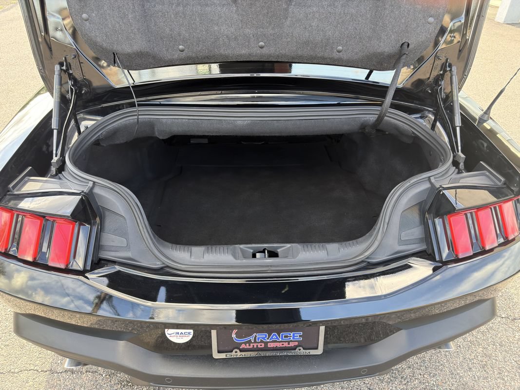 Used 2024 Ford Mustang Premium RWD image 43