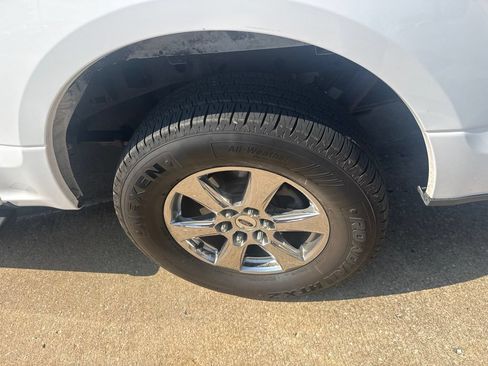 Used 2018 Ford F150 XLT w/ Equipment Group 302A Luxury AWD/4WD image 10