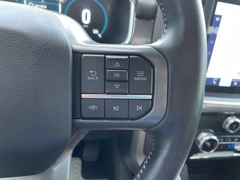 Used 2022 Ford F150 Lariat AWD/4WD image 28