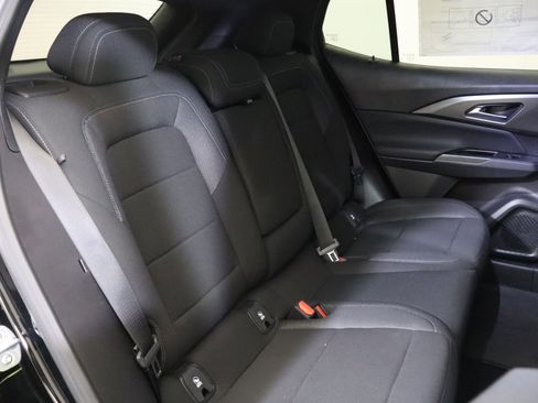 New 2026 Chevrolet Equinox EV LT image 21