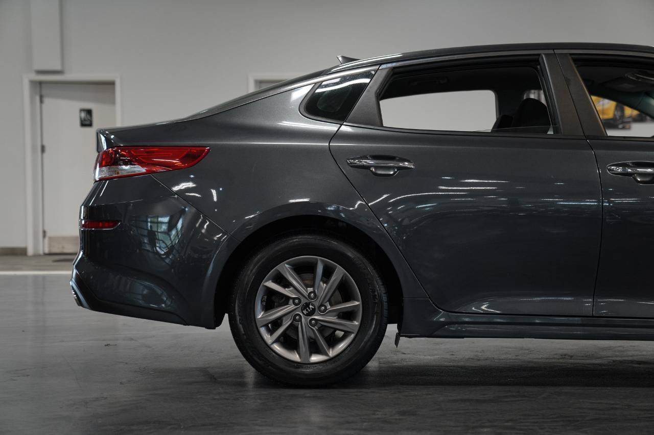 Used 2020 Kia Optima LX FWD image 11
