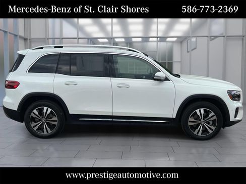 Certified 2026 Mercedes-Benz GLB 250 4MATIC image 7