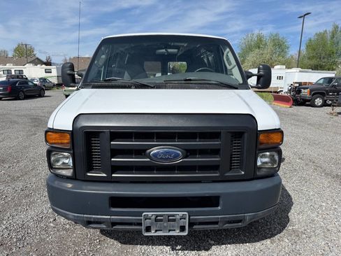 Used 2008 Ford E-250 and Econoline 250 RWD image 8
