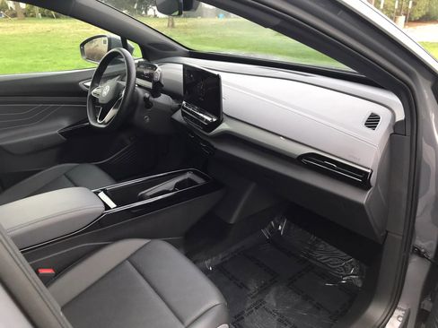 Used 2023 Volkswagen ID.4 Pro S Plus image 44